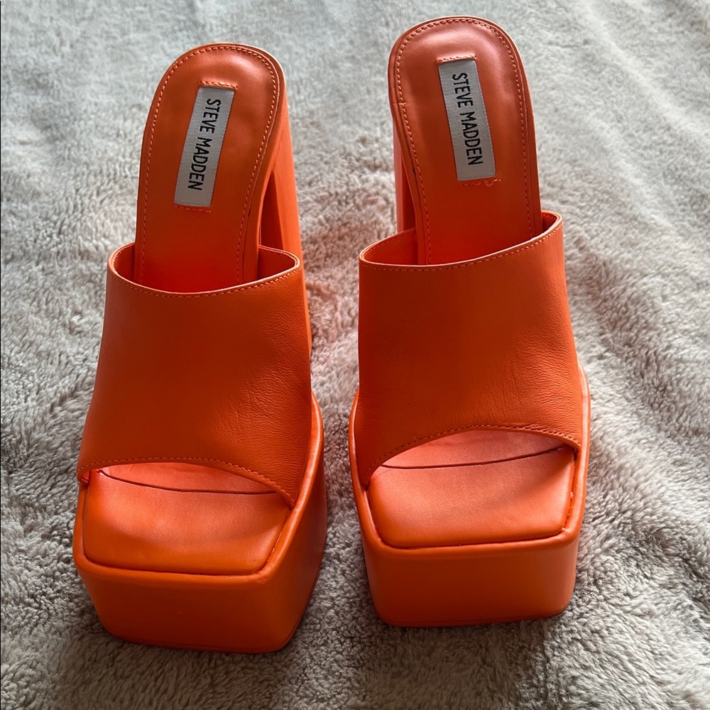 Steve Madden Bright Orange Platform Mule Sandals